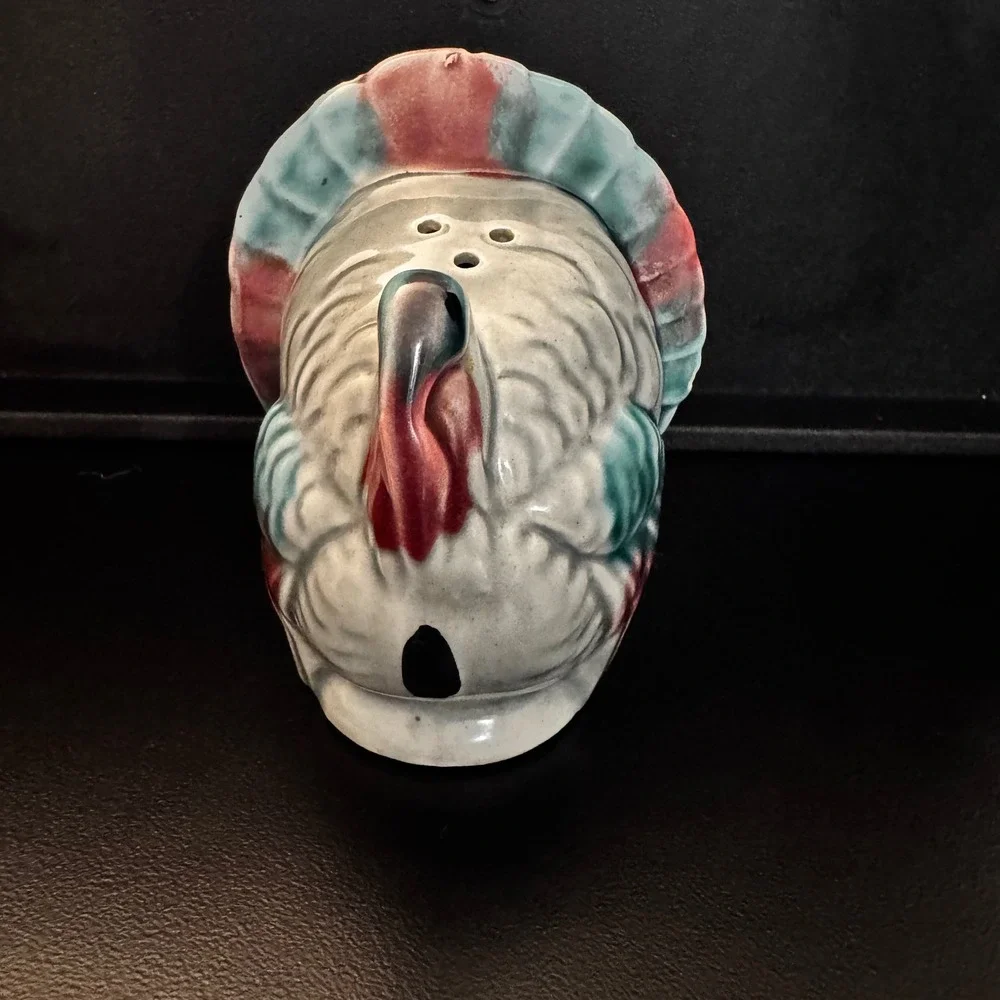 VTG Ceramic Turkey Salt Shaker, Thanksgiving Decor, Farmhouse Decor, Collectible